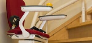 foto dimostrativa di montascala per disabili