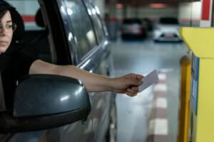 garage condominiale il cancello automatico deve essere sicuro e protetto